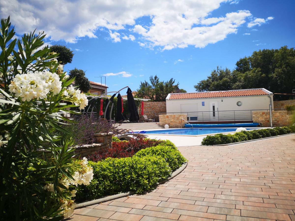 Villa Anja بيروغ المظهر الخارجي الصورة